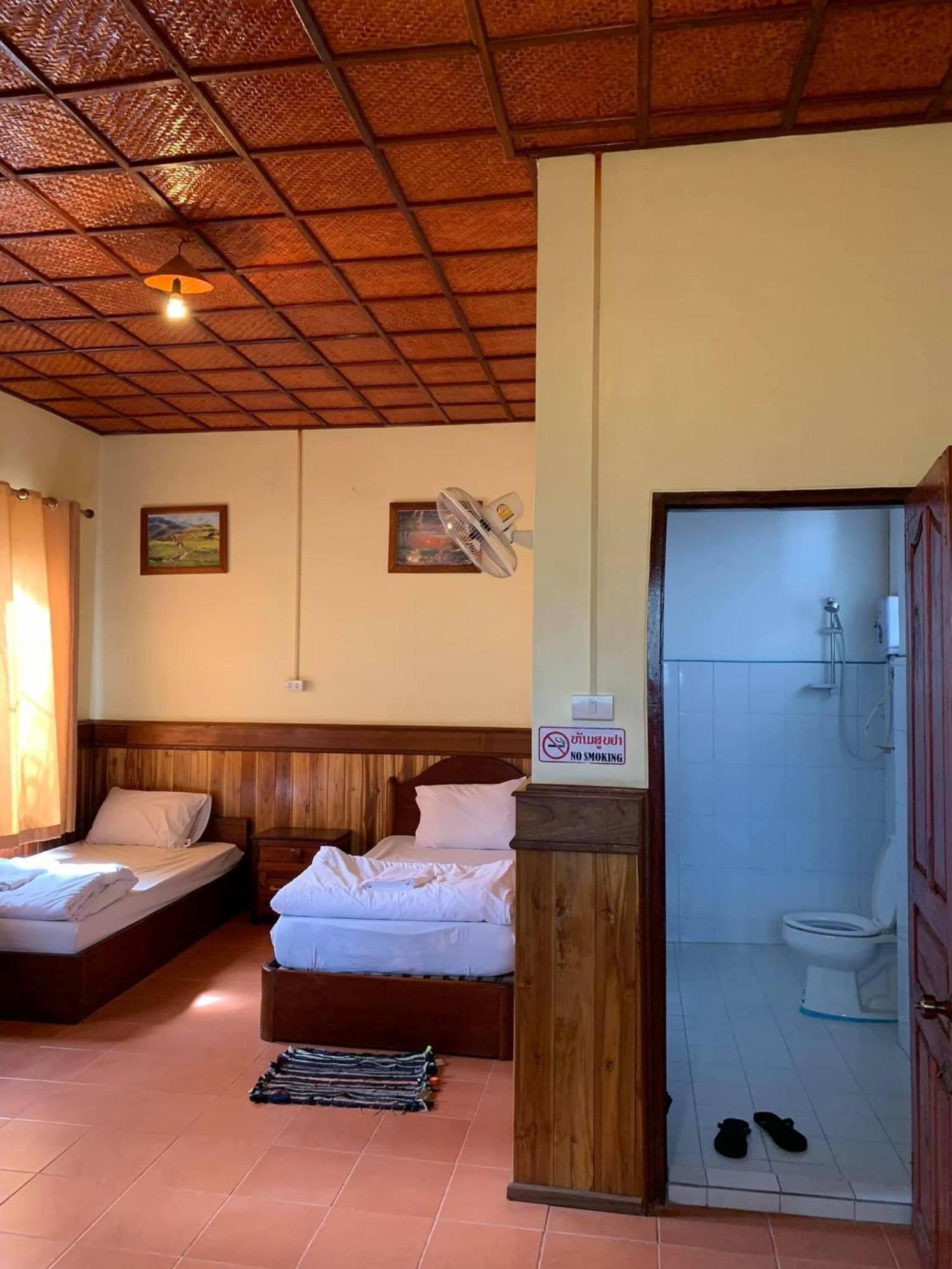 Zuela Guesthouse Луангнамтха Экстерьер фото