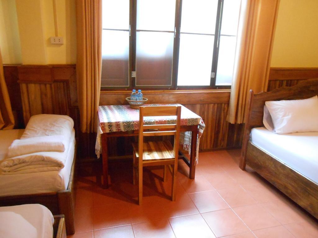 Zuela Guesthouse Луангнамтха Экстерьер фото
