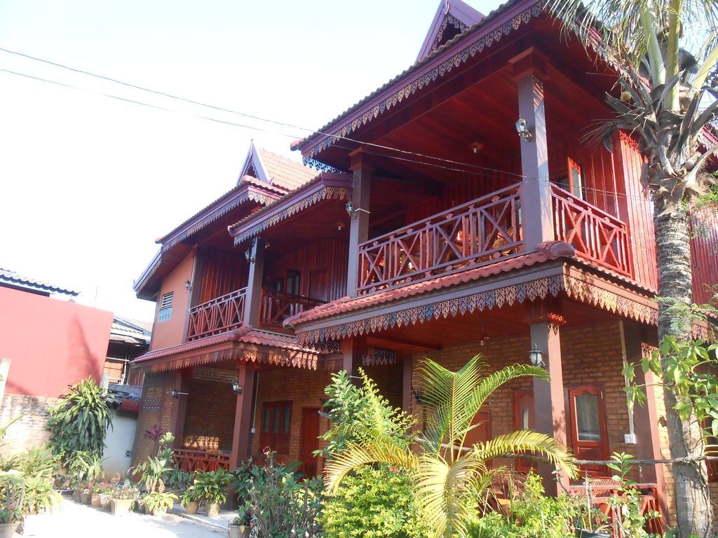 Zuela Guesthouse Луангнамтха Экстерьер фото