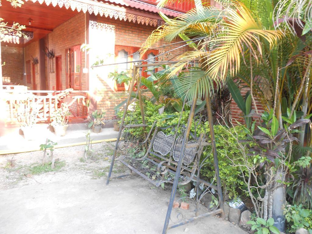 Zuela Guesthouse Луангнамтха Экстерьер фото