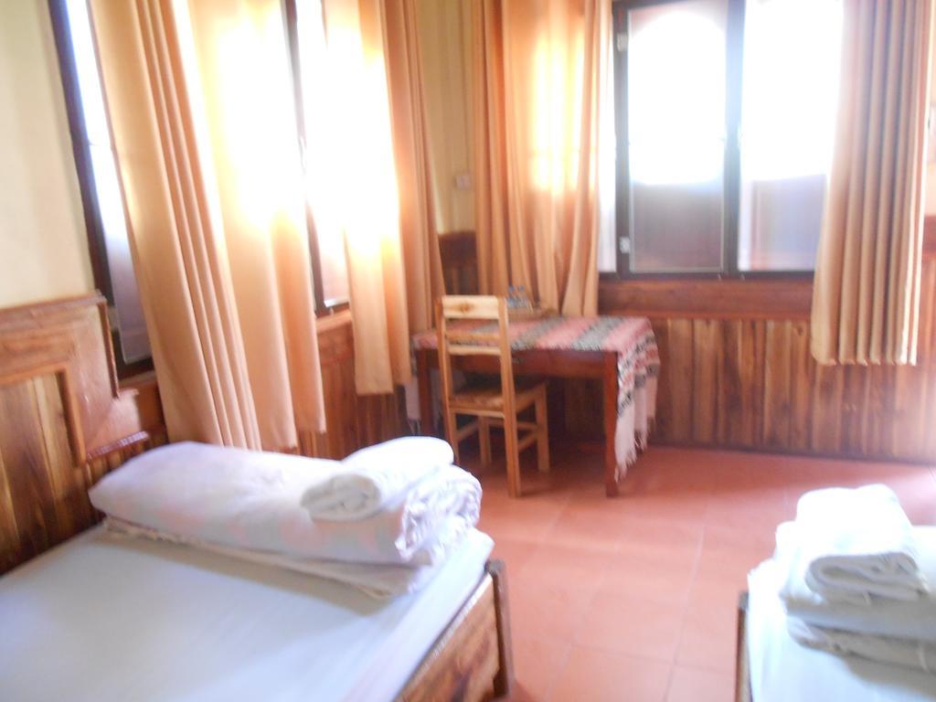 Zuela Guesthouse Луангнамтха Экстерьер фото