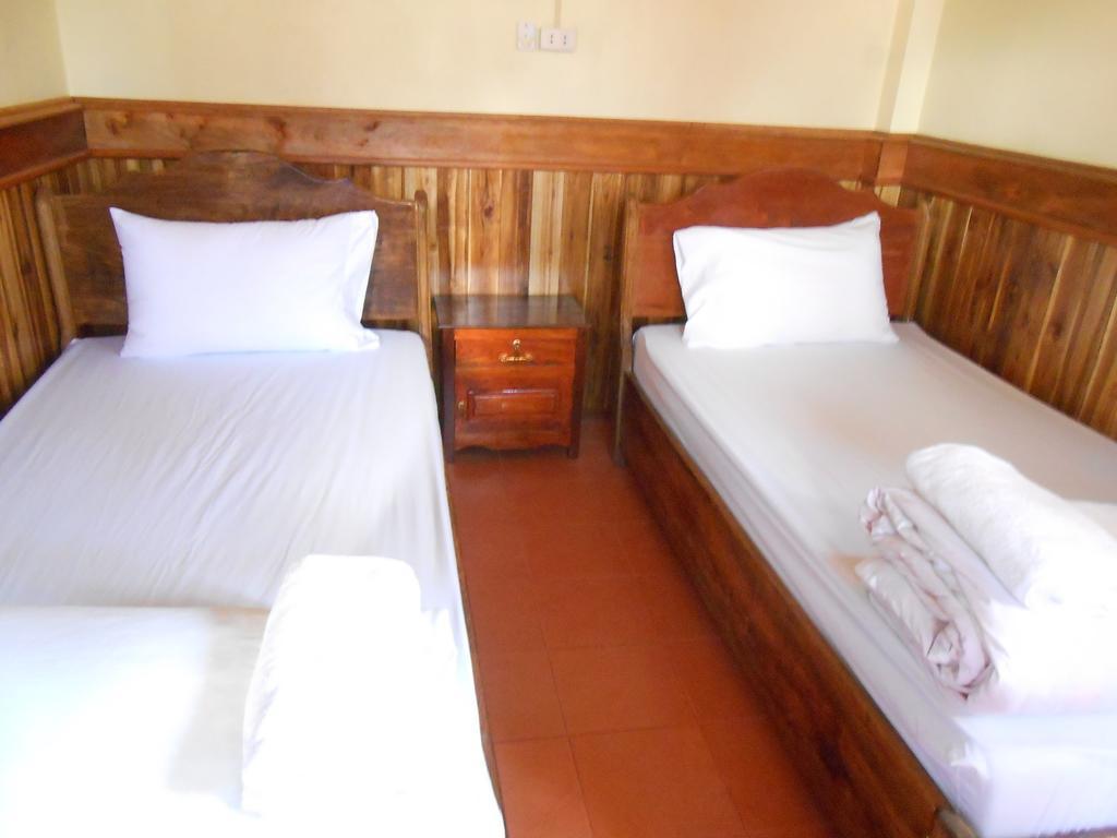 Zuela Guesthouse Луангнамтха Экстерьер фото