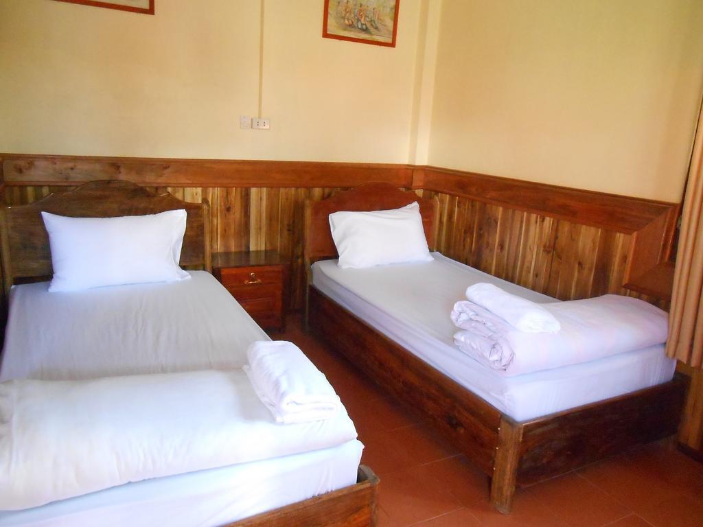 Zuela Guesthouse Луангнамтха Номер фото
