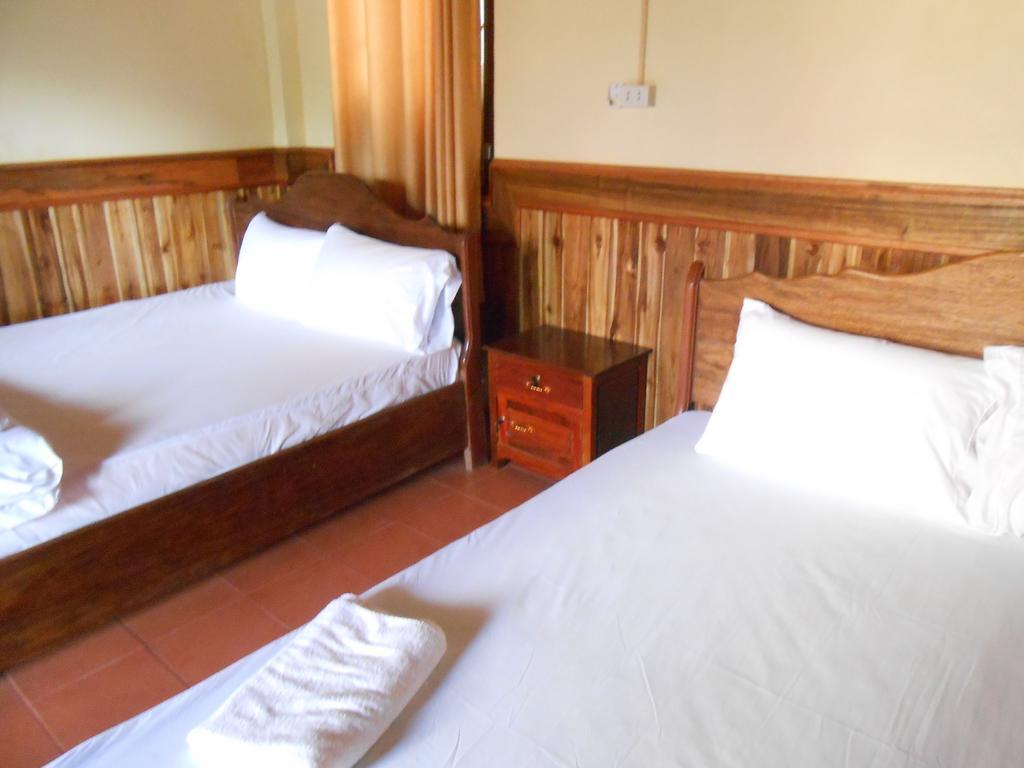 Zuela Guesthouse Луангнамтха Экстерьер фото