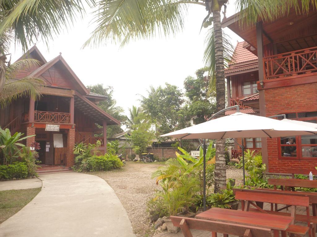 Zuela Guesthouse Луангнамтха Экстерьер фото