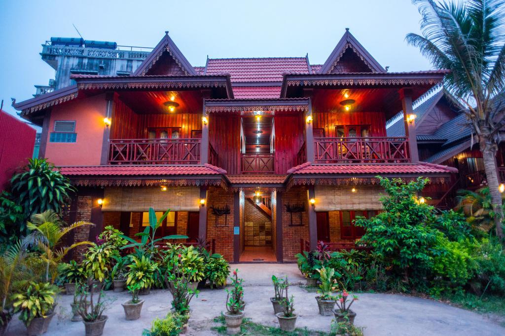 Zuela Guesthouse Луангнамтха Экстерьер фото